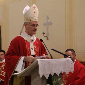 Homilija nadbiskupa Kutleše na misnom slavlju prilikom dolaska relikvija bl. Alojzija Stepinca u Krašić